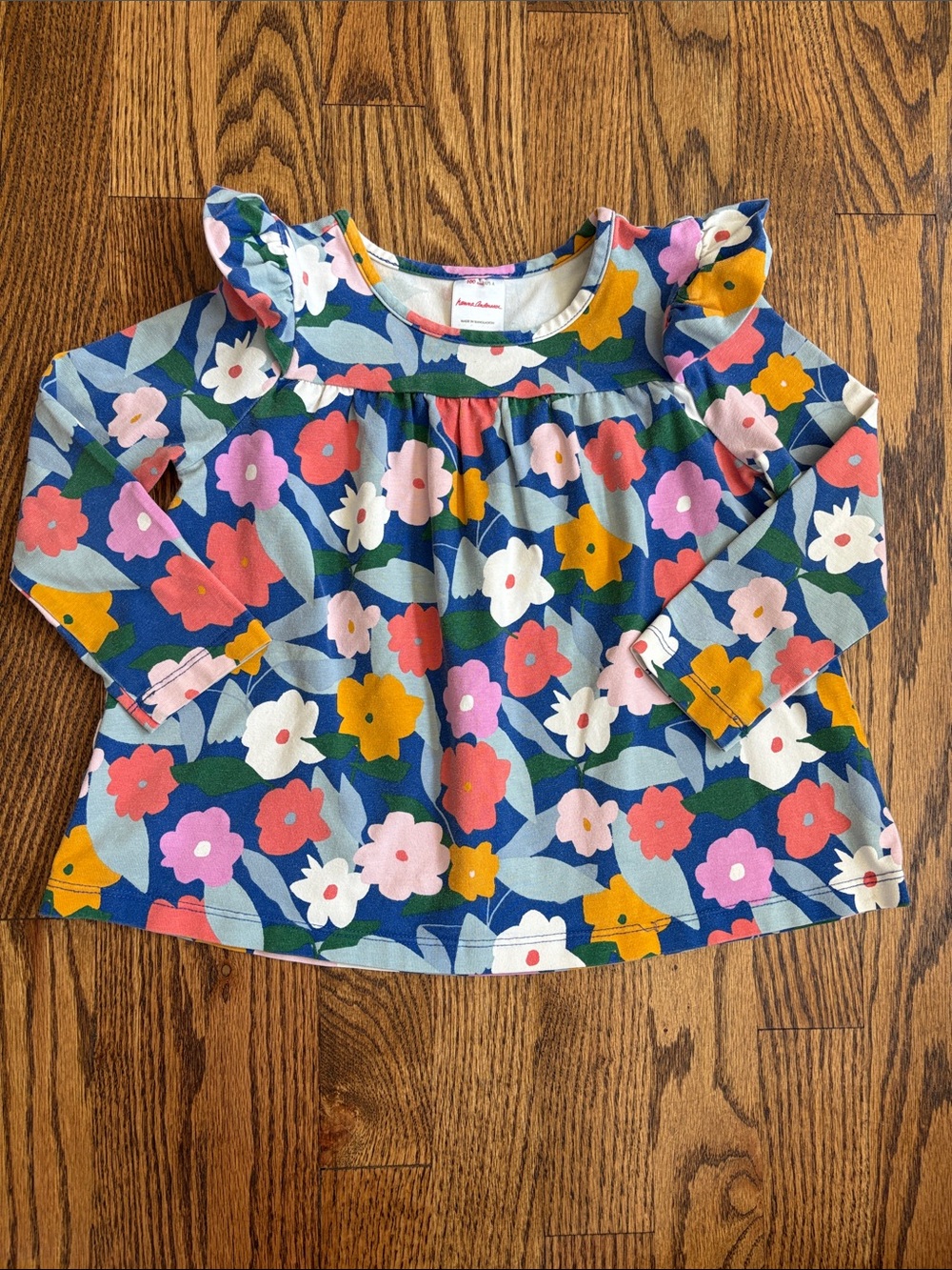 Hanna Andersson navy floral ruffle long sleeve cotton blend shirt, size 4.